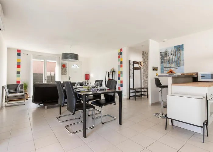 ô Soleil - Avec Piscine Privée Casa de Férias Vendres